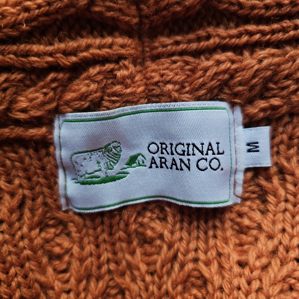 Irish Merino Wool Sweater with Claddagh charms - Picture 7 of 12